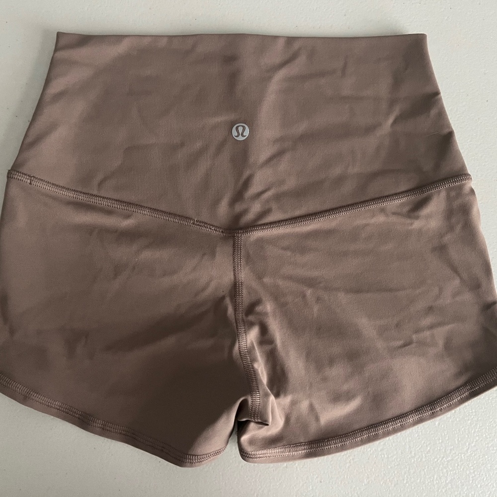 Lululemon Align Bike Shorts 4” - size 6, like new!